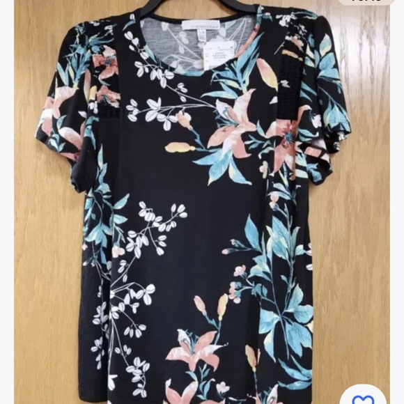 Fourteenth Place Flutter Smock Black Floral Top Size Small NEW - Picture 3 of 10
